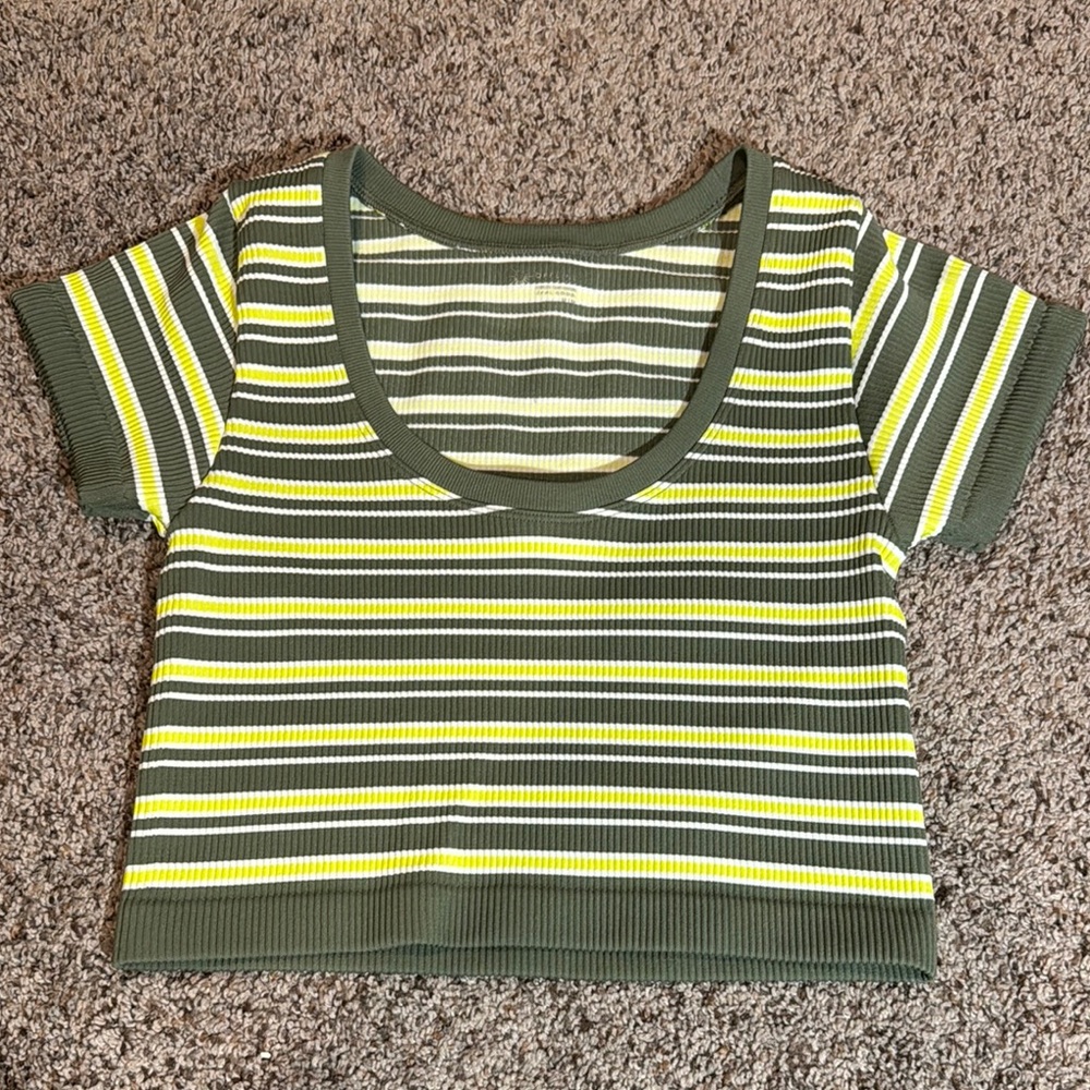 NWT Aerie Seamless Rib Scoop T-Shirt
